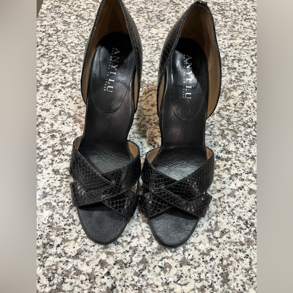 - Anyi Lu Handmade in Italy heels size 39/8 - Picture 2 of 5